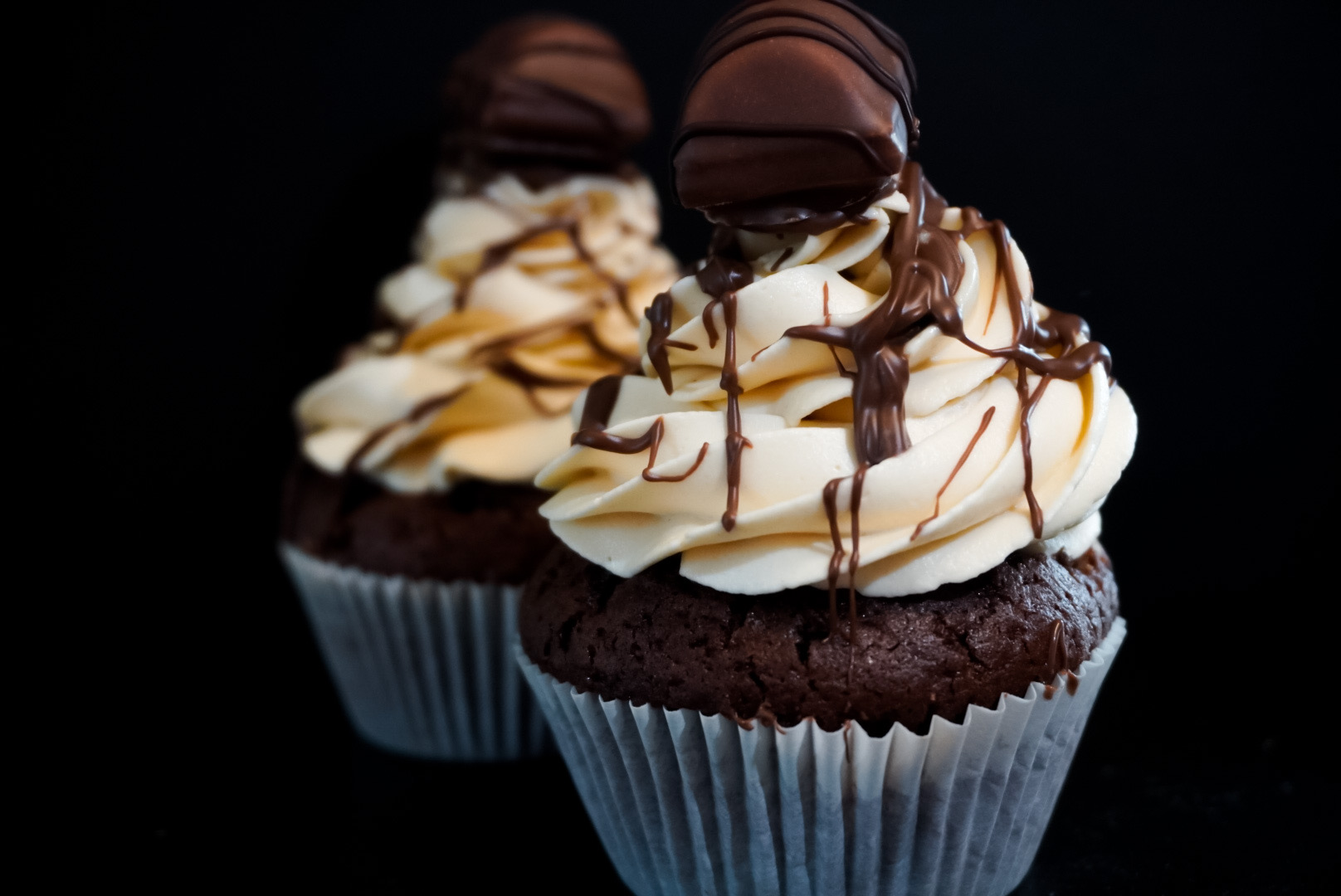You are currently viewing Kinder Bueno Cupcakes mit Nutella
